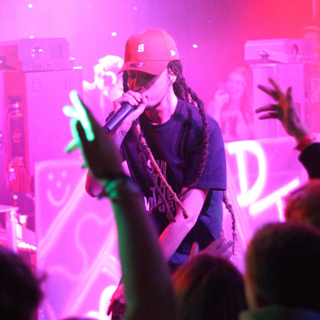 Isaiah Dreads performing in Dorset.